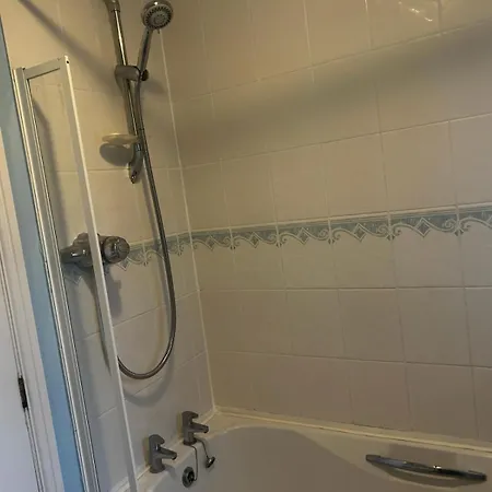Brades Rise House - 3 Bedroom House With 2 Toilets With A Private Garden Birmingham Exterior foto