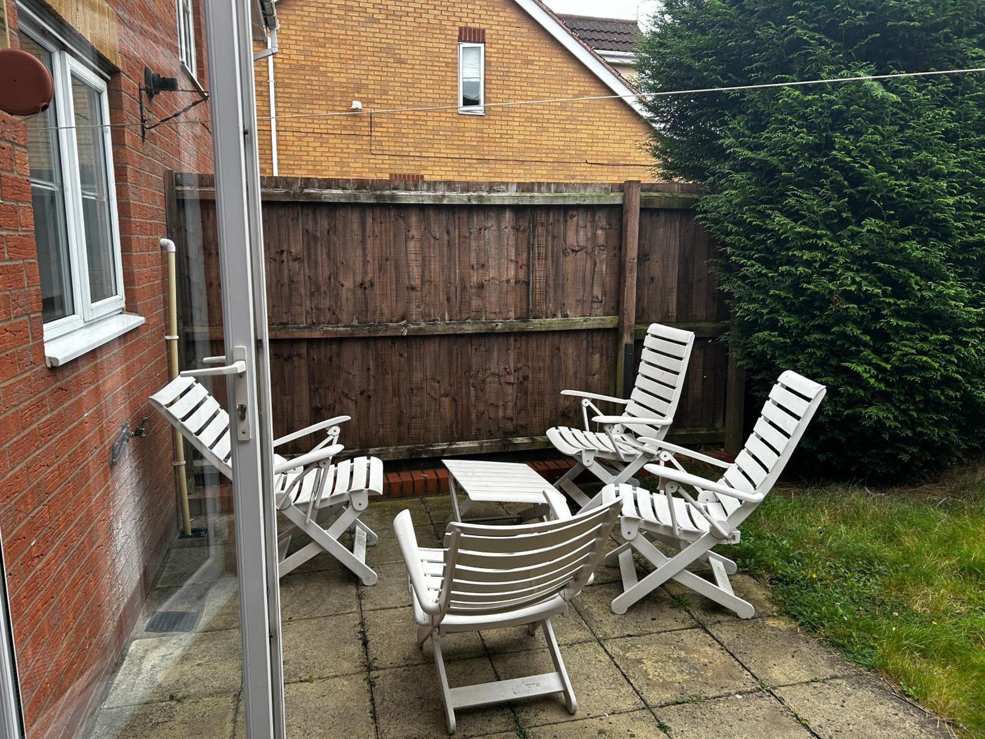 Apartment Brades Rise House - 3 Bedroom House With 2 Toilets With A Private Garden