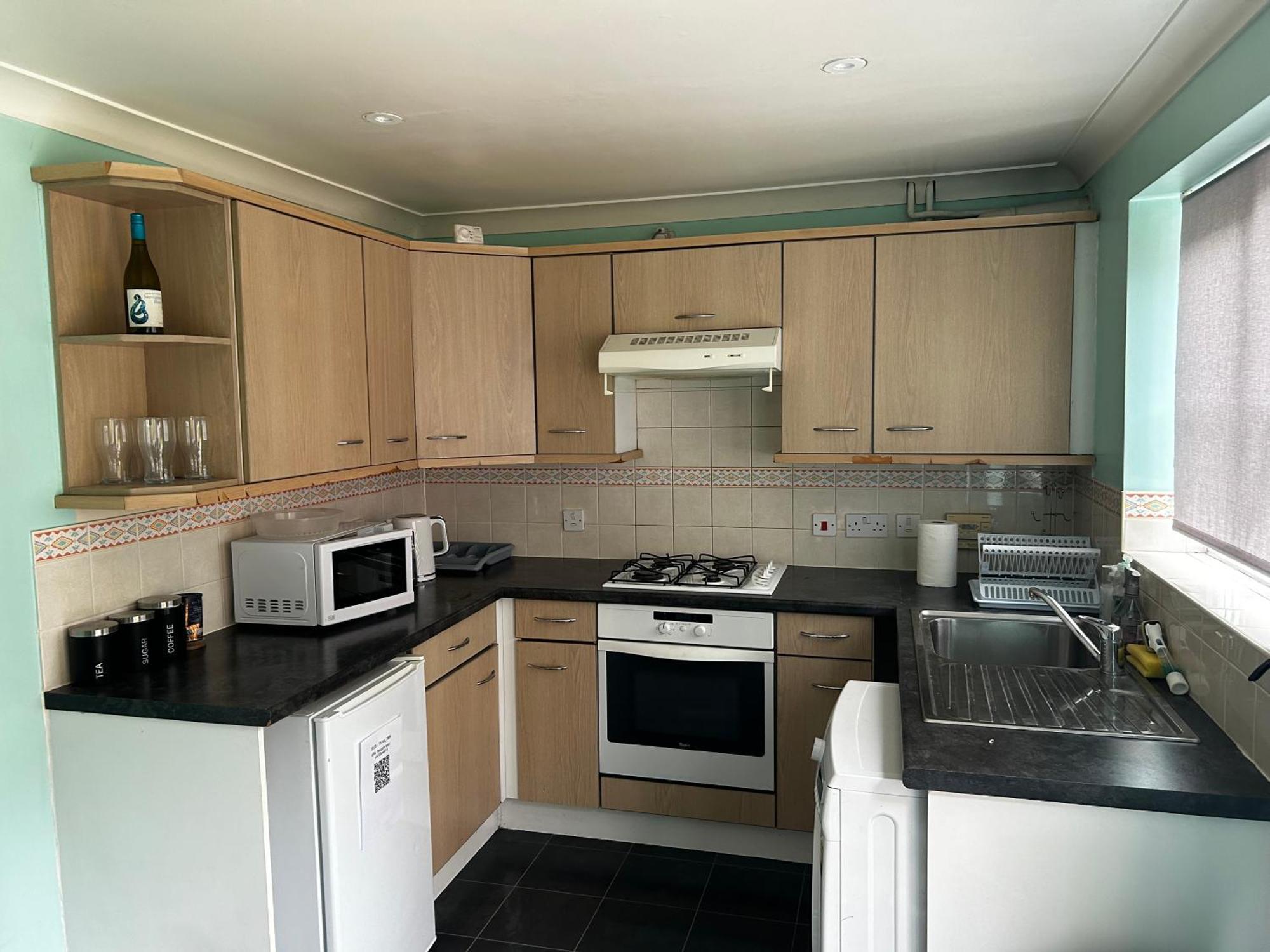 Apartment Brades Rise House - 3 Bedroom House With 2 Toilets With A Private Garden Birmingham